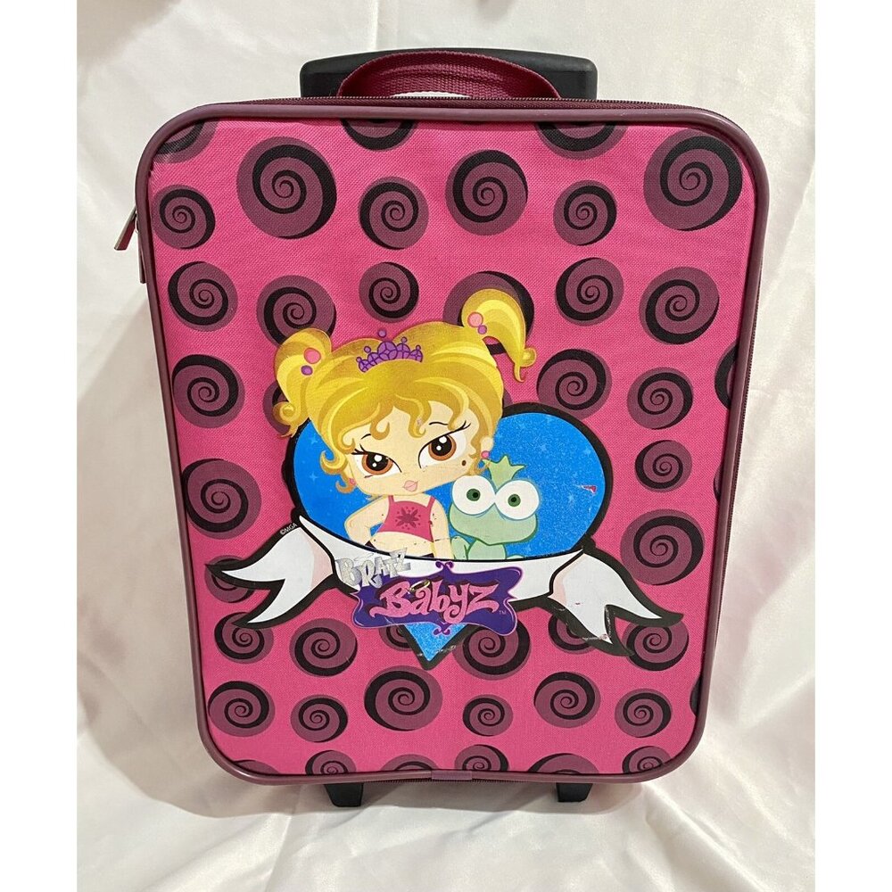 Bratz Babyz Suit Case Yasmin & Frog Pink Black Rolling Travel Bag